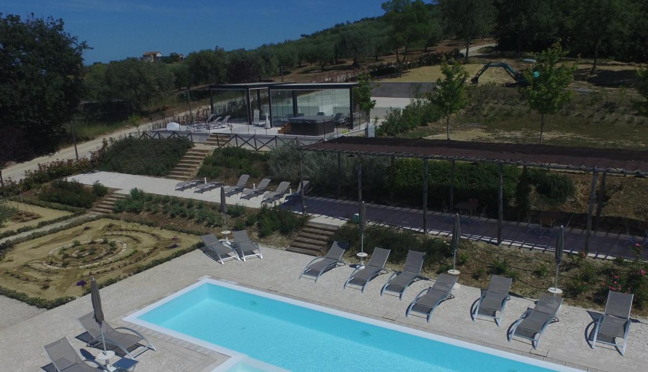 Villa Sant'Angelo Альба-Адриатика Экстерьер фото