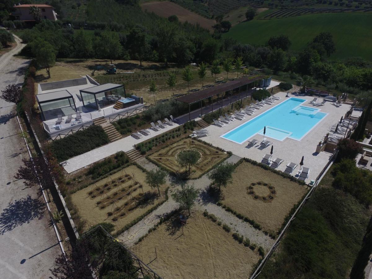 Villa Sant'Angelo Альба-Адриатика Экстерьер фото
