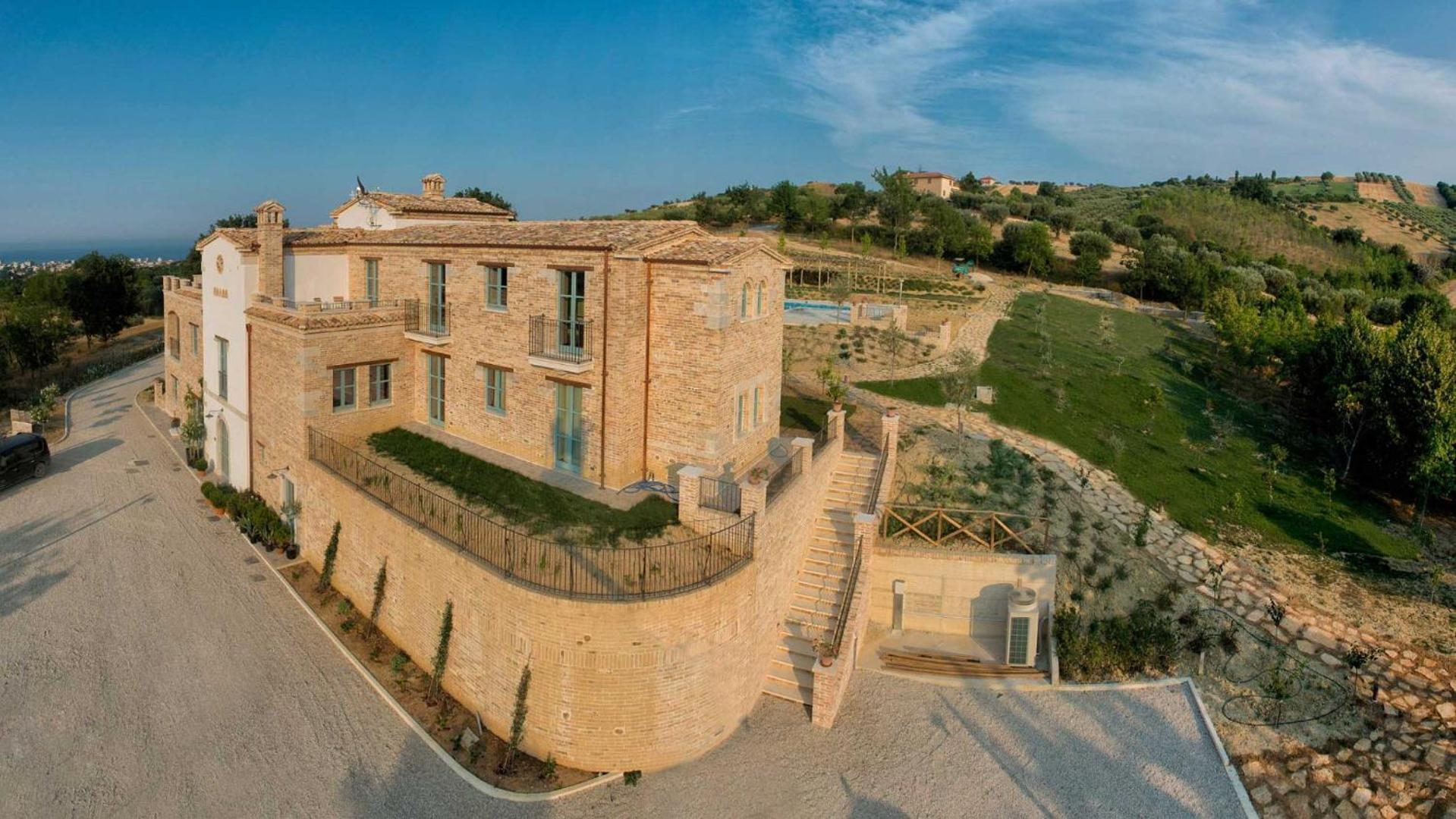 Villa Sant'Angelo Альба-Адриатика Экстерьер фото
