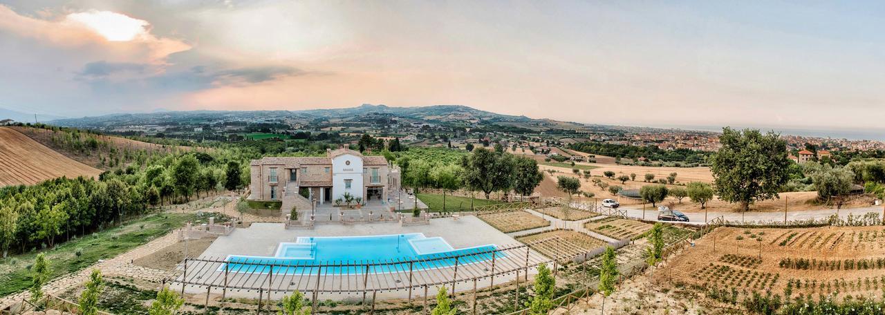 Villa Sant'Angelo Альба-Адриатика Экстерьер фото
